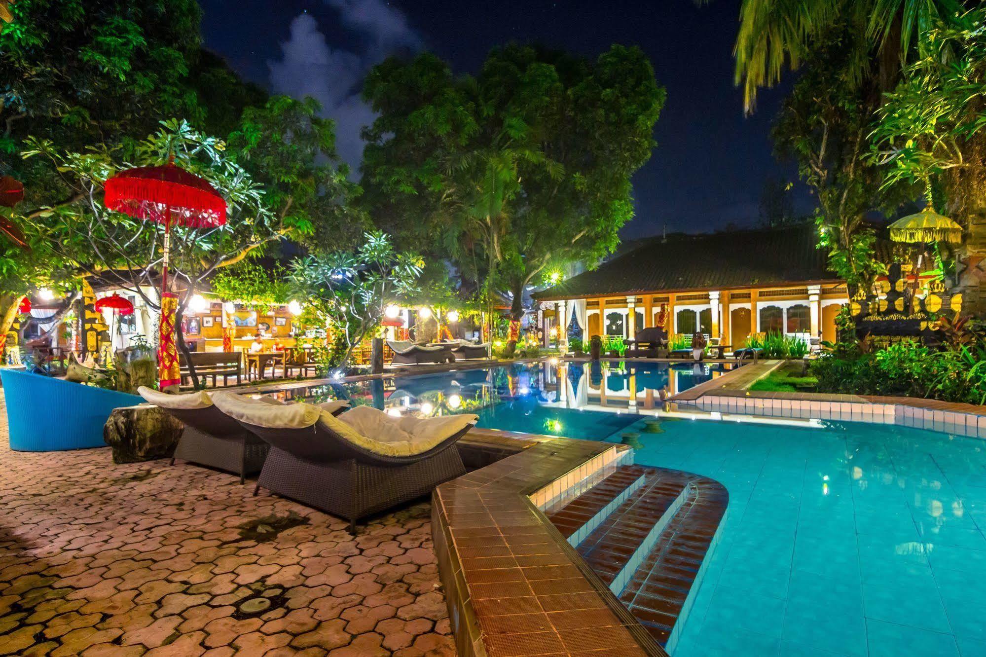Puri Wisata Balinese Style Hotel Seminyak  Exterior photo